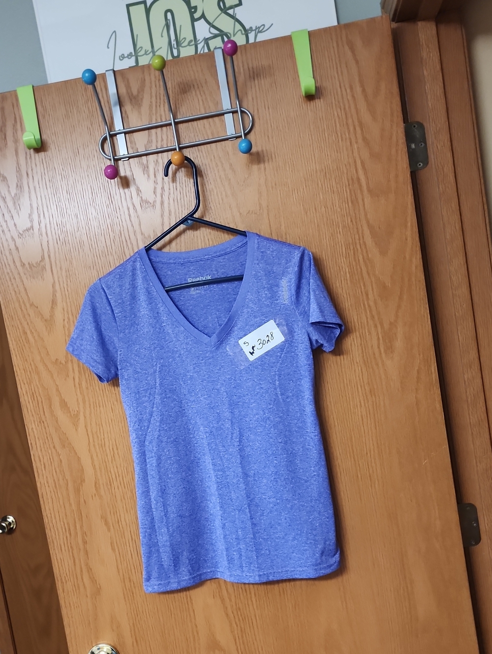 Reebox Purple V-Neck Tee womens  S number 3028